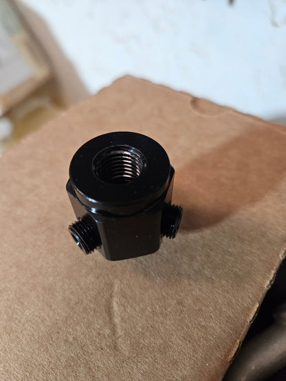 Oil Pressure Sender Adapter for Godzilla/Coyote