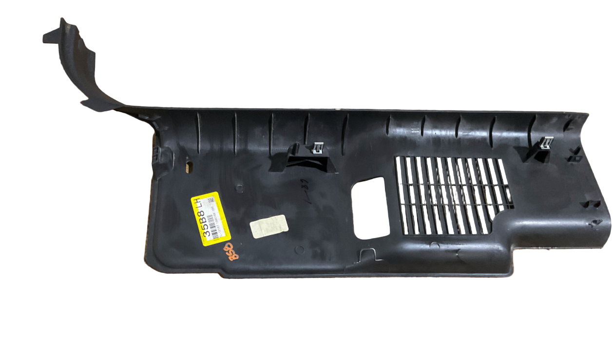 2011-2016 Ford F-250/F-550 Rear Left Lower C-Pillar Trim Panel USED OEM P# BC34-2531013