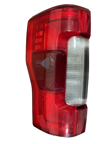 2017-2019 FORD F250 F350 F450 SUPER DUTY  LEFT LED TAIL LIGHT WITH LANE KEEP ASSIST