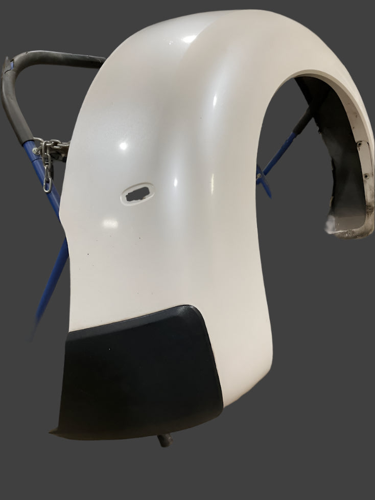 2011-2016 FORD F350 F450 DUALLY LEFT REAR DUALLY FLARE/BEDSIDE  COLOR CODE UG (PEARL WHITE)