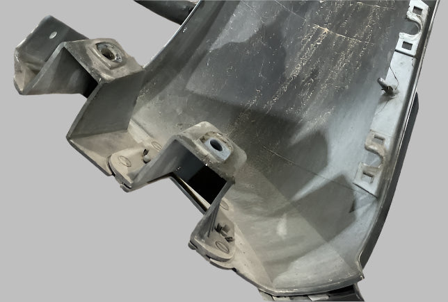 2011-2016 FORD F350 F450 DUALLY LEFT REAR DUALLY FLARE/BEDSIDE  COLOR CODE UG (PEARL WHITE)