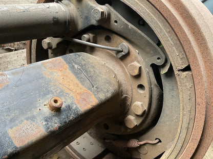 2020 international SEMI NAVISTAR L2 MERITOR rear axle and power divider 2.79 gear ratio