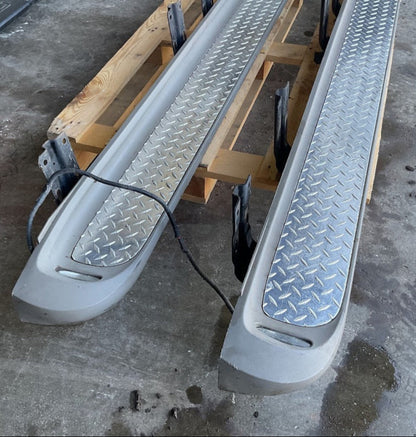 99-2007 F250 F350 SUPERDUTY KING RANCH RUNNING BOARDS/STEPS