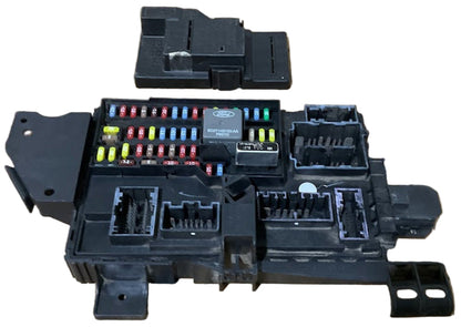 Ford 08-10 Super Duty USED OEM Fuse Box Relay BCM 7C3T-15604-CM