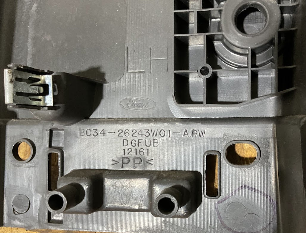 2011-2016 Ford F-250/F-550 Rear Grab Handle B-Pillar Trim LH Left Driver USED OEM P# BC34-26243W01-ABW