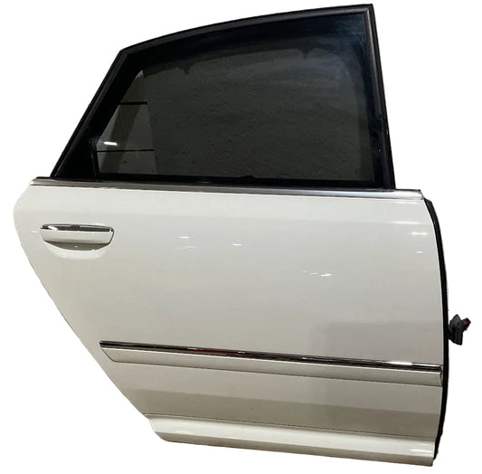 2004-2010 AUDI S8/A8 Right Rear Door , Color ( LY9C/T9 ) USED