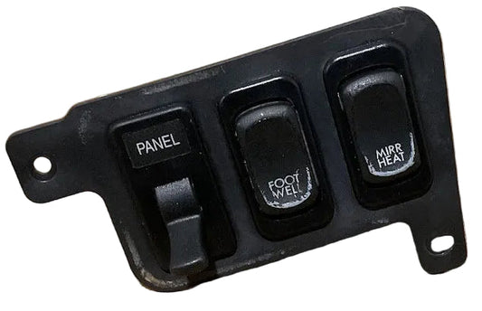 Freightliner RH 3-Switch Assembly USED OEM P# 22-58779-002