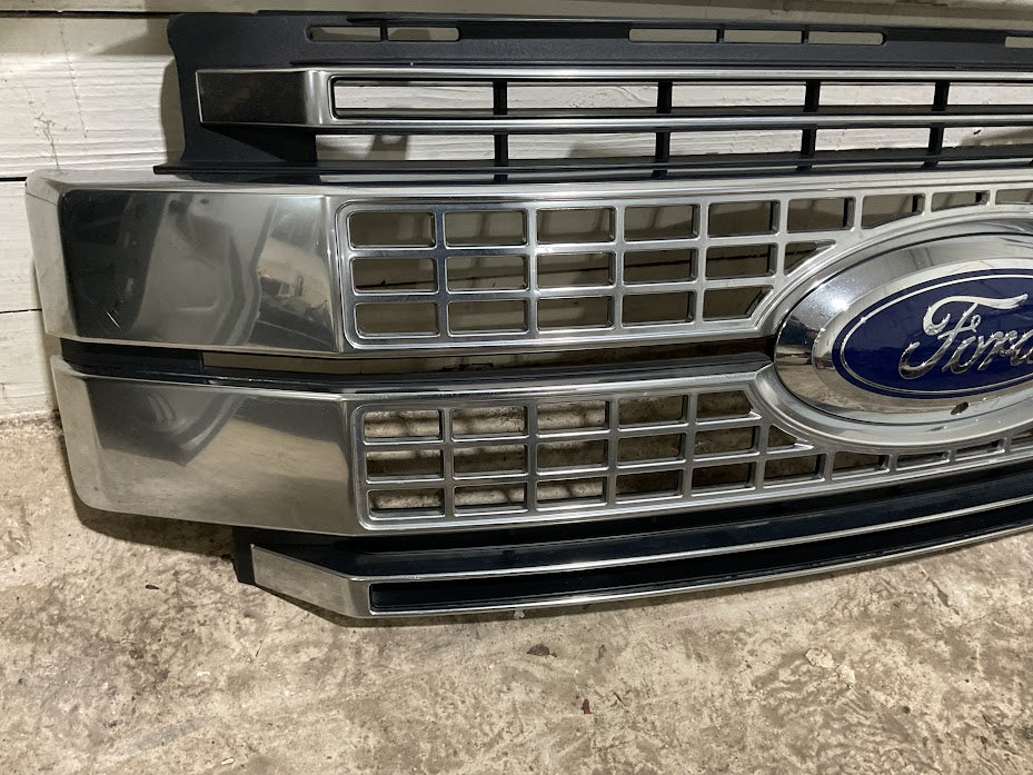 2017–2019 Ford F-250 F-350 F-450 Platinum OEM Front Grille Satin Aluminum HC3B-8A164