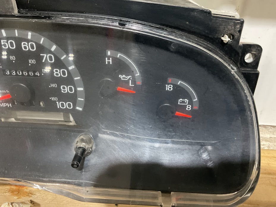 2000 to 2003 Ford E350 E450 Diesel Speedometer Cluster 3C24-10949-CA